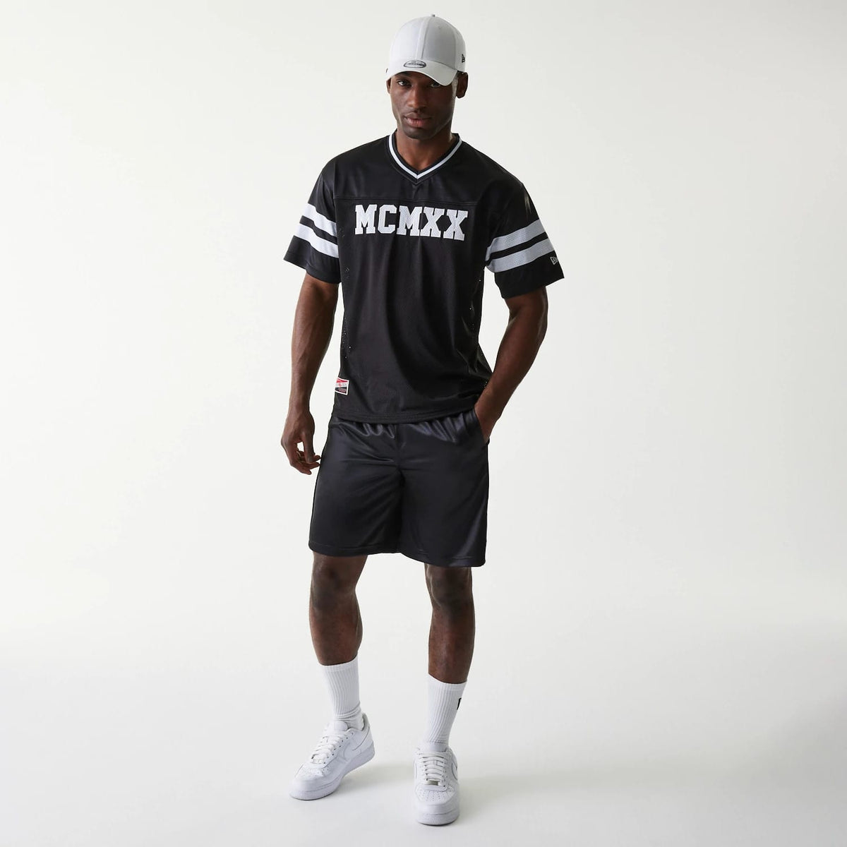 New Era Retro Sports Black Mesh Shorts-kentox