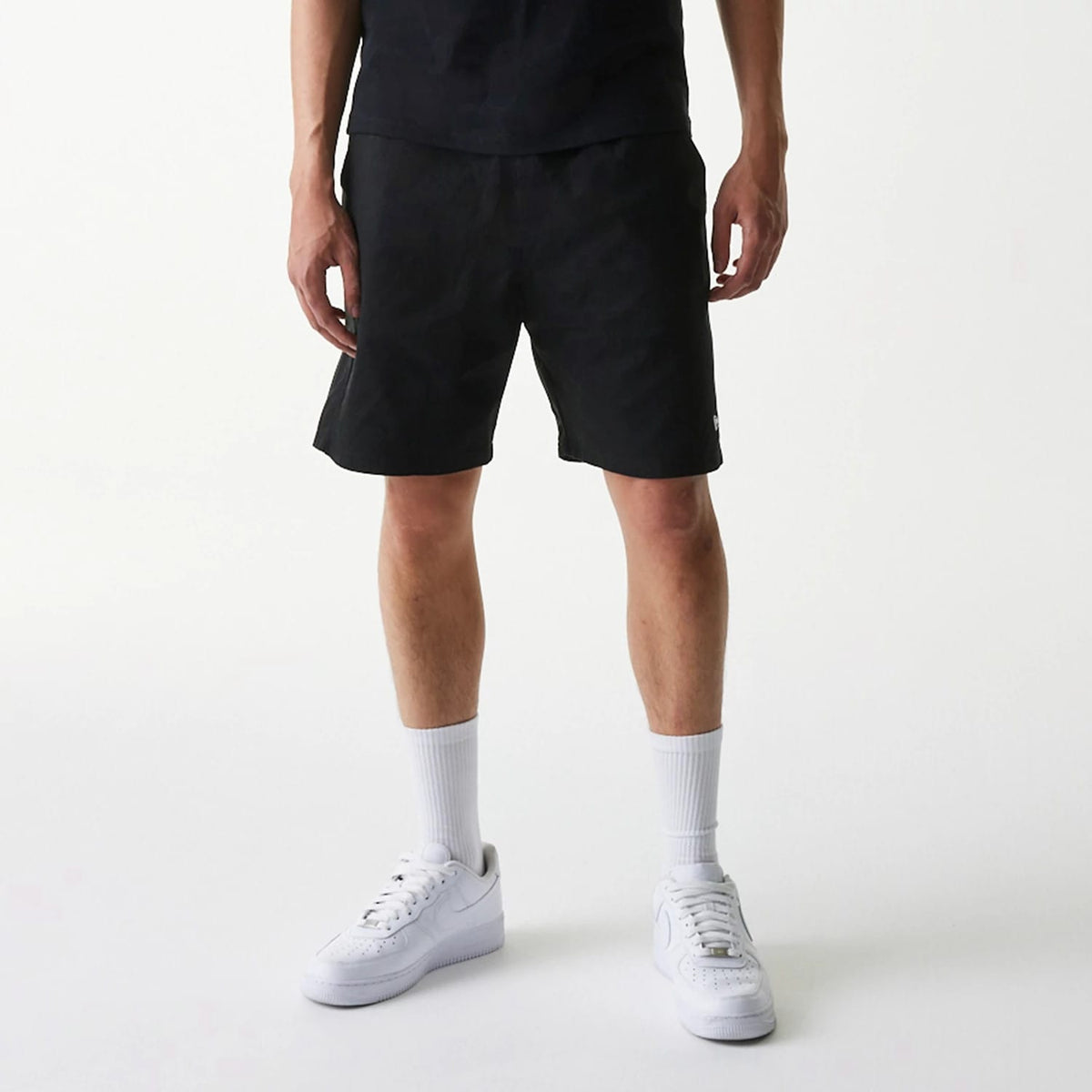 New Era Japan Woven Black Shorts-kentox