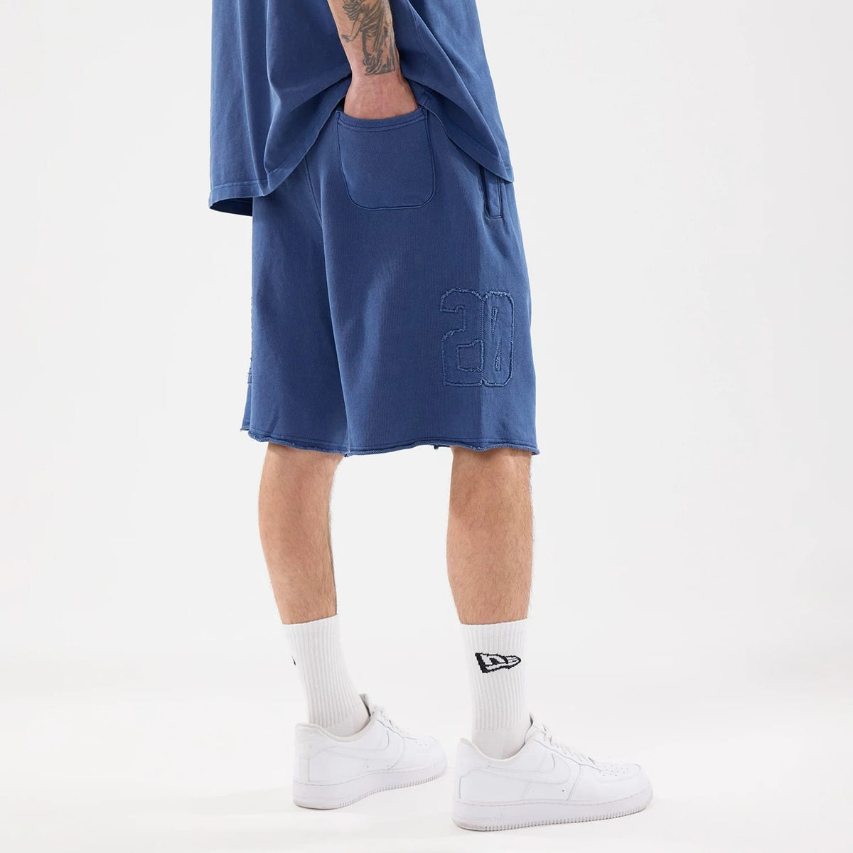 New Era Street Archived Blue Oversized Shorts-kentox