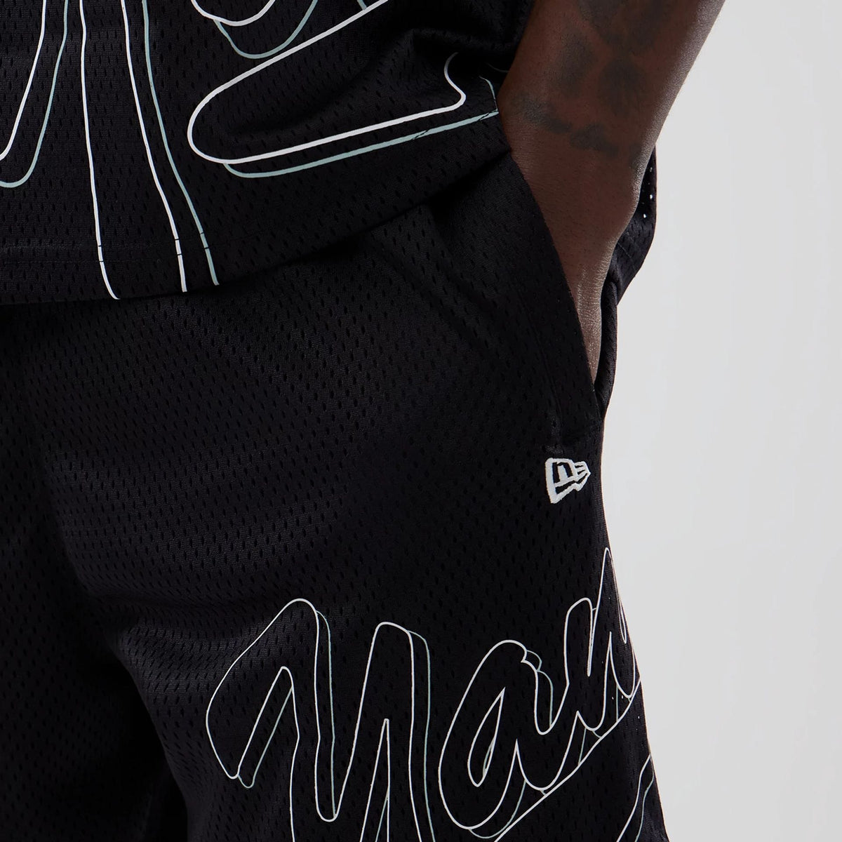 New York Yankees MLB Mix League Black Oversized Mesh Shorts-kentox