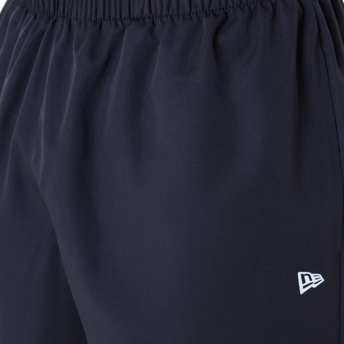 New Era Essential Black Shorts-kentox