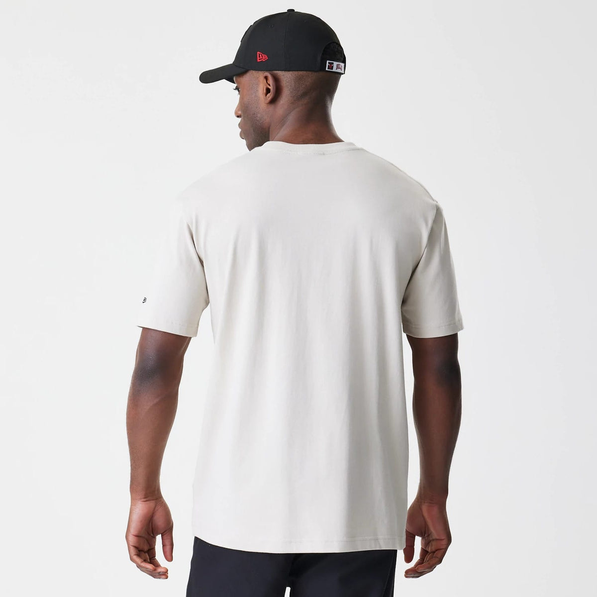 Chicago Bulls Modern Driver Light Beige T-Shirt-kentox