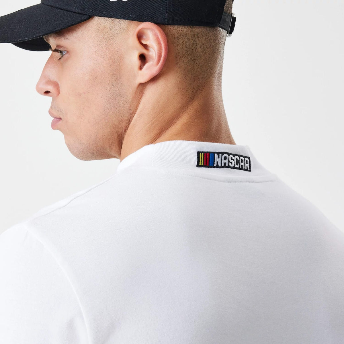 Nascar Generic Logo Modern Driver White Long Sleeve T-Shirt-kentox