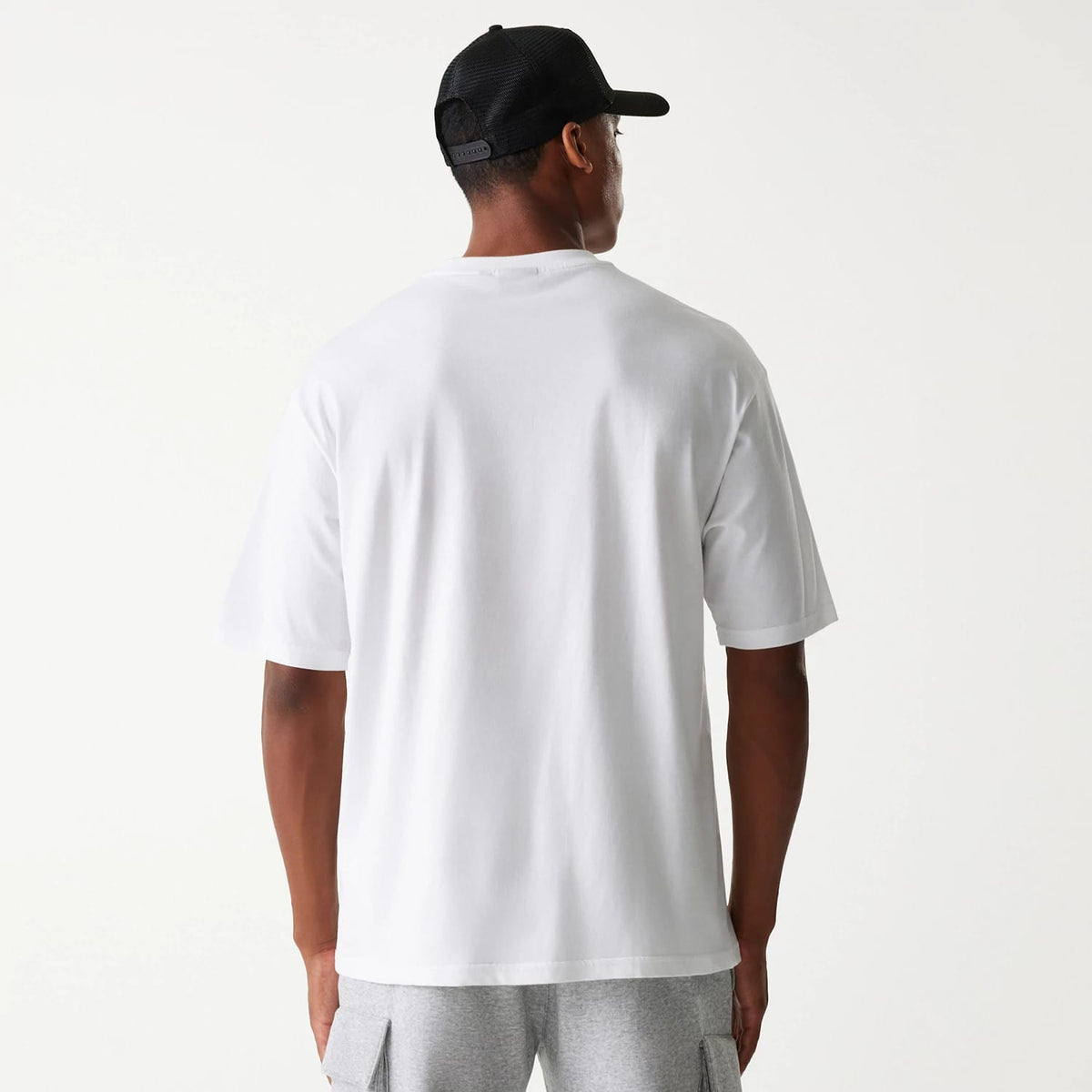 Chicago Bulls NBA Team Graphic White Oversized T-Shirt-kentox
