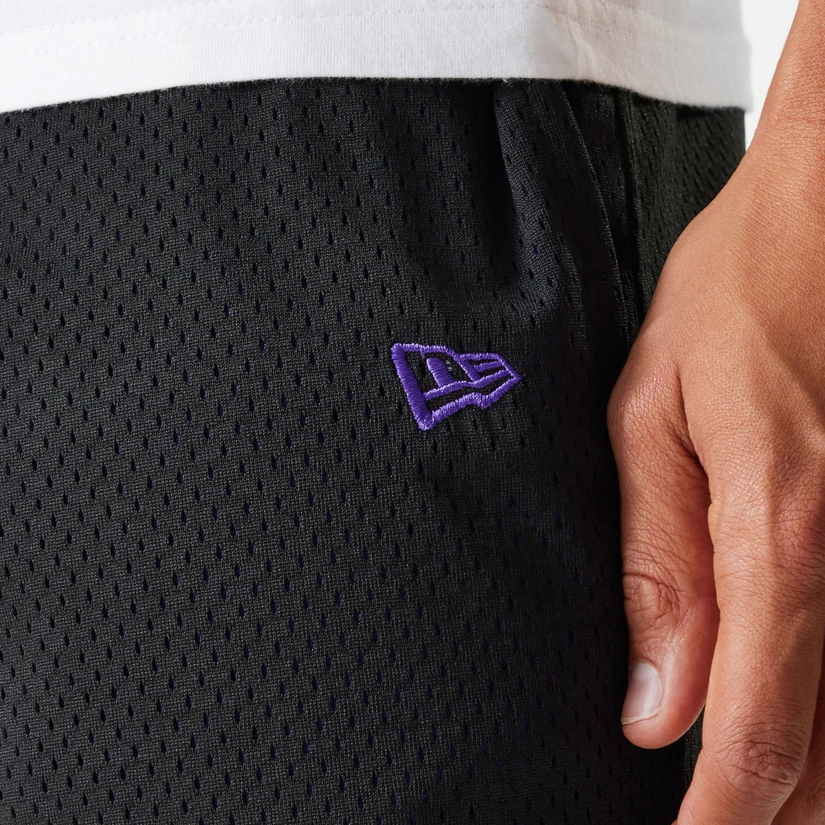 New Era Black Mesh Shorts-kentox