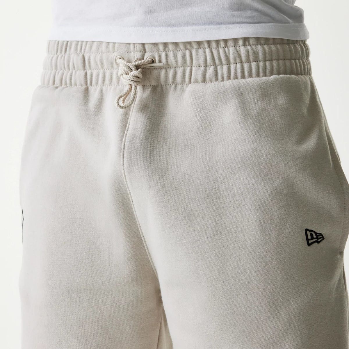 New York Yankees MLB League Essential Midi Cream Shorts-kentox