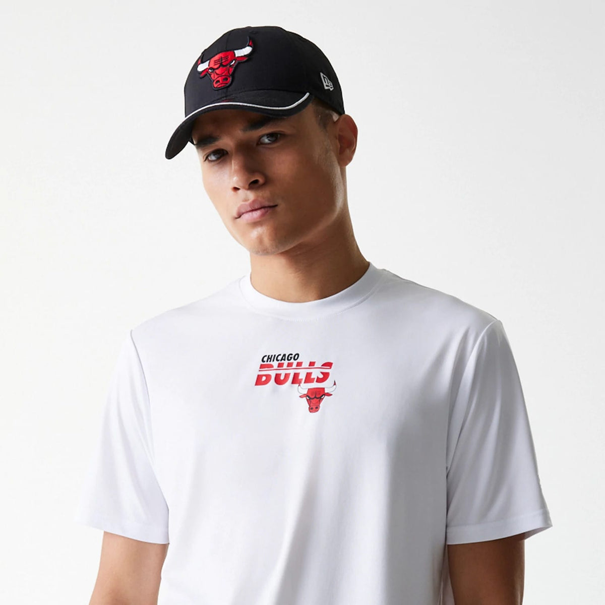 Chicago Bulls NBA Essentials White T-Shirt-kentox