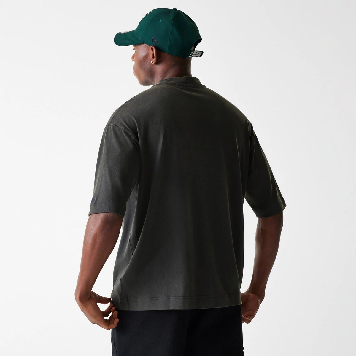 Milwaukee Bucks NBA Washed Graphic Grey T-Shirt-kentox