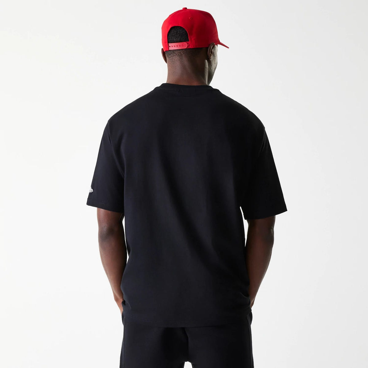 Chicago Bulls NBA Arch Graphic Black Oversized T-Shirt-kentox