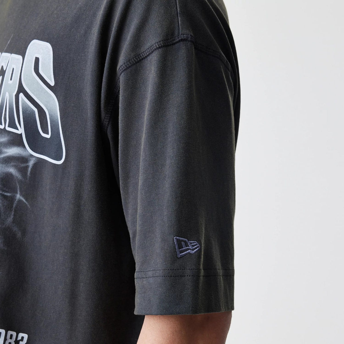Las Vegas Raiders NFL Washed Boxy Dark Grey Oversized T-Shirt-kentox