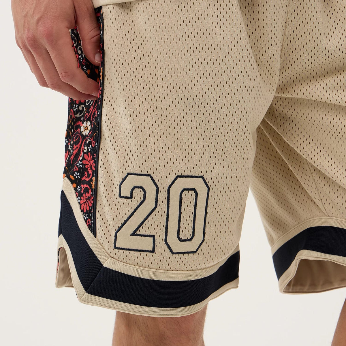 New Era Mesh Light Beige Mesh Shorts-kentox