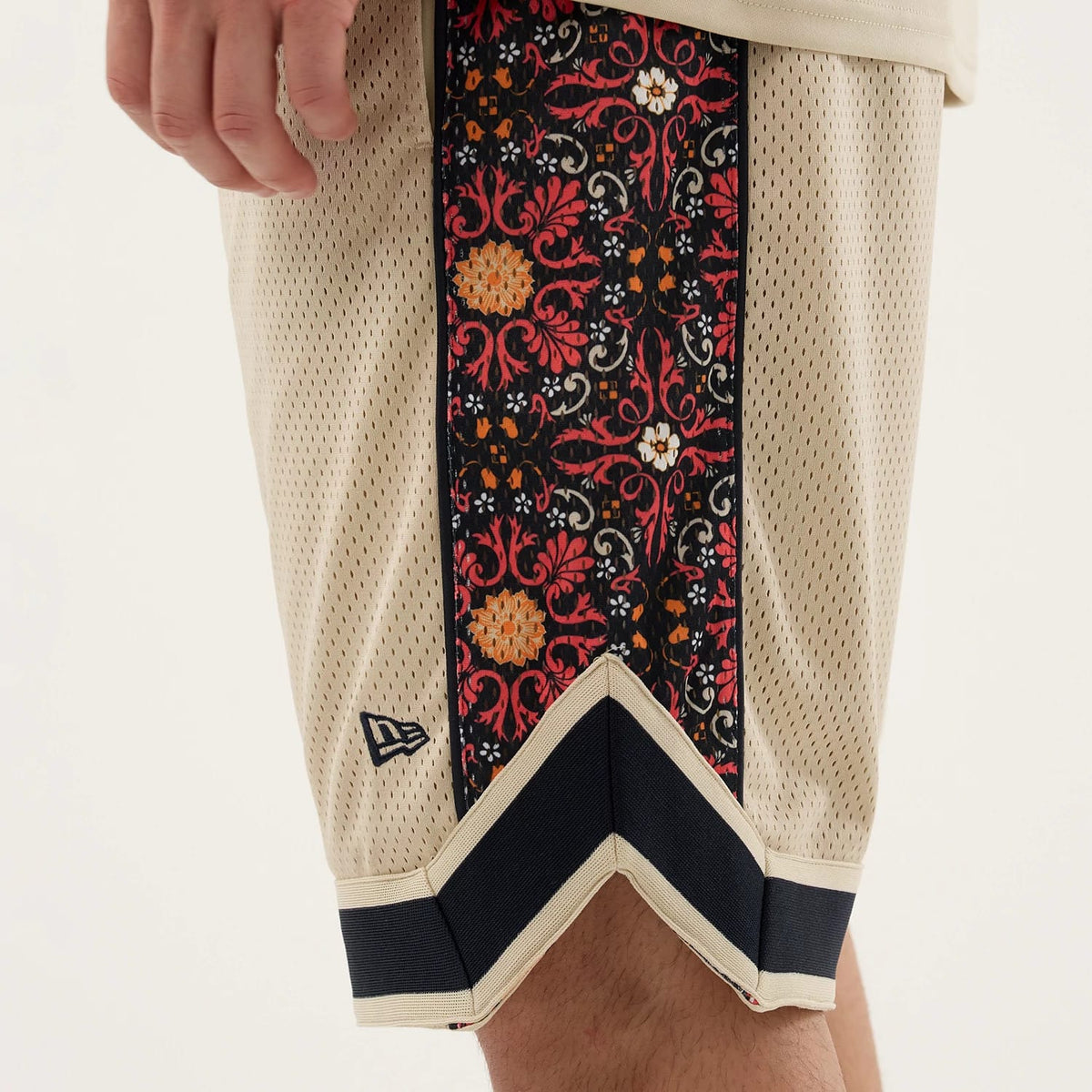 New Era Mesh Light Beige Mesh Shorts-kentox