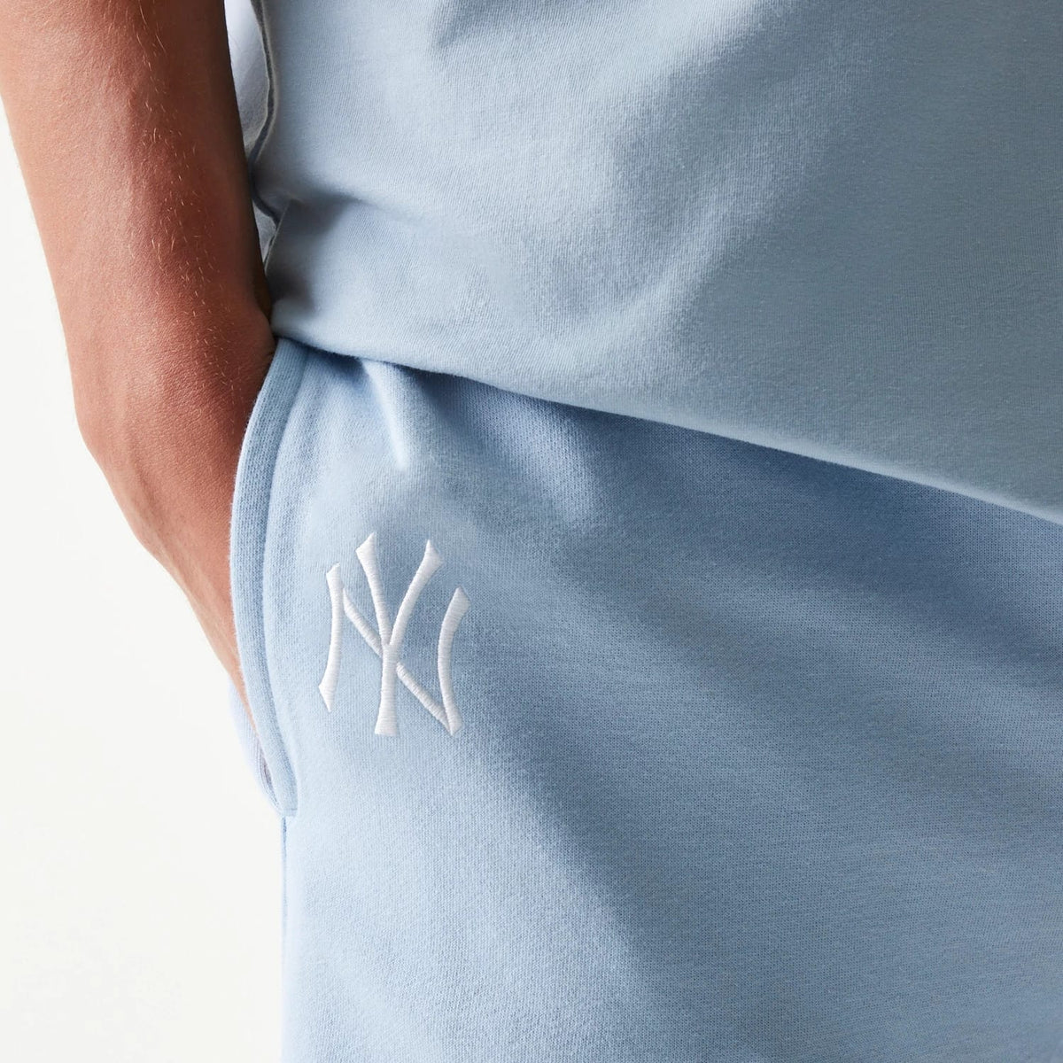 New York Yankees MLB League Essential Midi Pastel Blue Shorts-kentox
