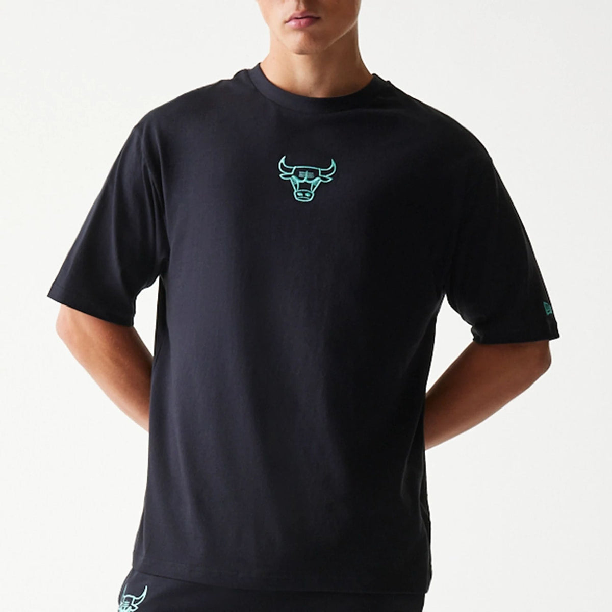 Chicago Bulls NBA League Essential Black Oversized T-Shirt-kentox