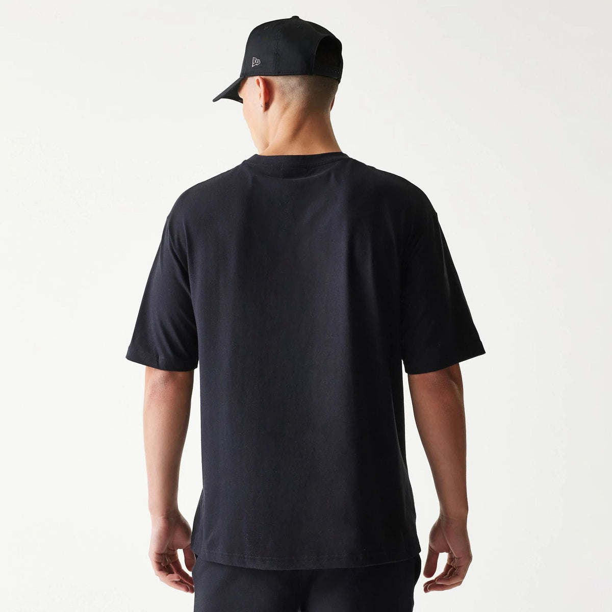 Chicago Bulls NBA League Essential Black Oversized T-Shirt-kentox