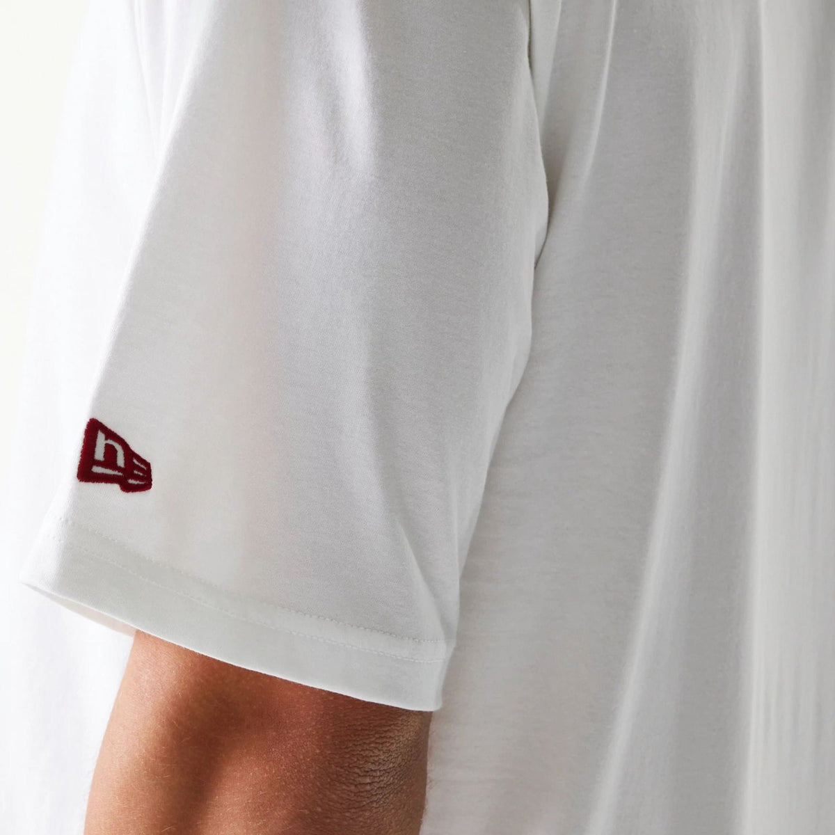 Chicago Bulls NBA League Essential White Oversized T-Shirt-kentox
