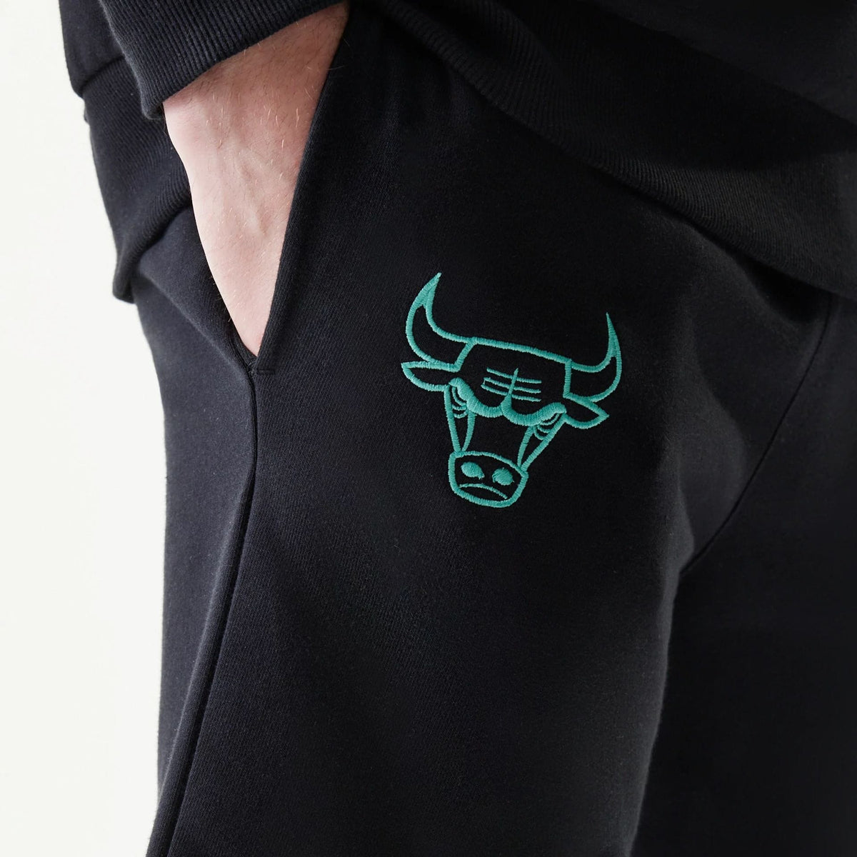 Chicago Bulls NBA League Essential Black Shorts-kentox