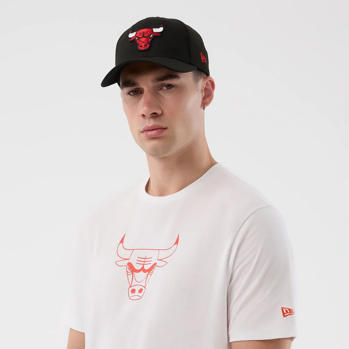 Chicago Bulls NBA Back To School White T-Shirt-kentox