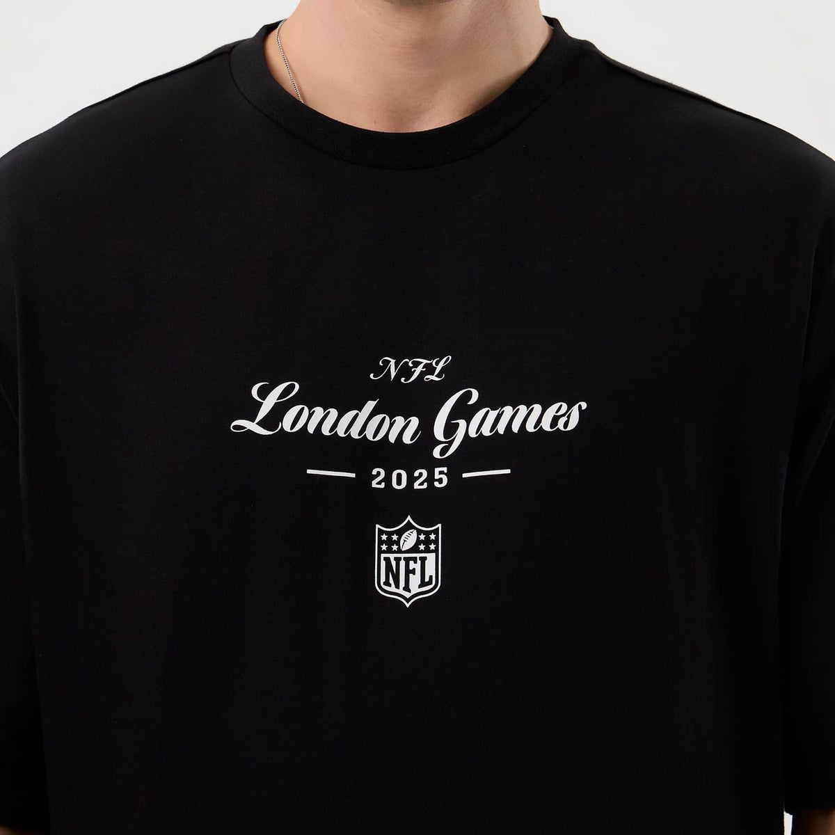 London Games NFL International Series Games Black Oversized T-Shirt-kentox