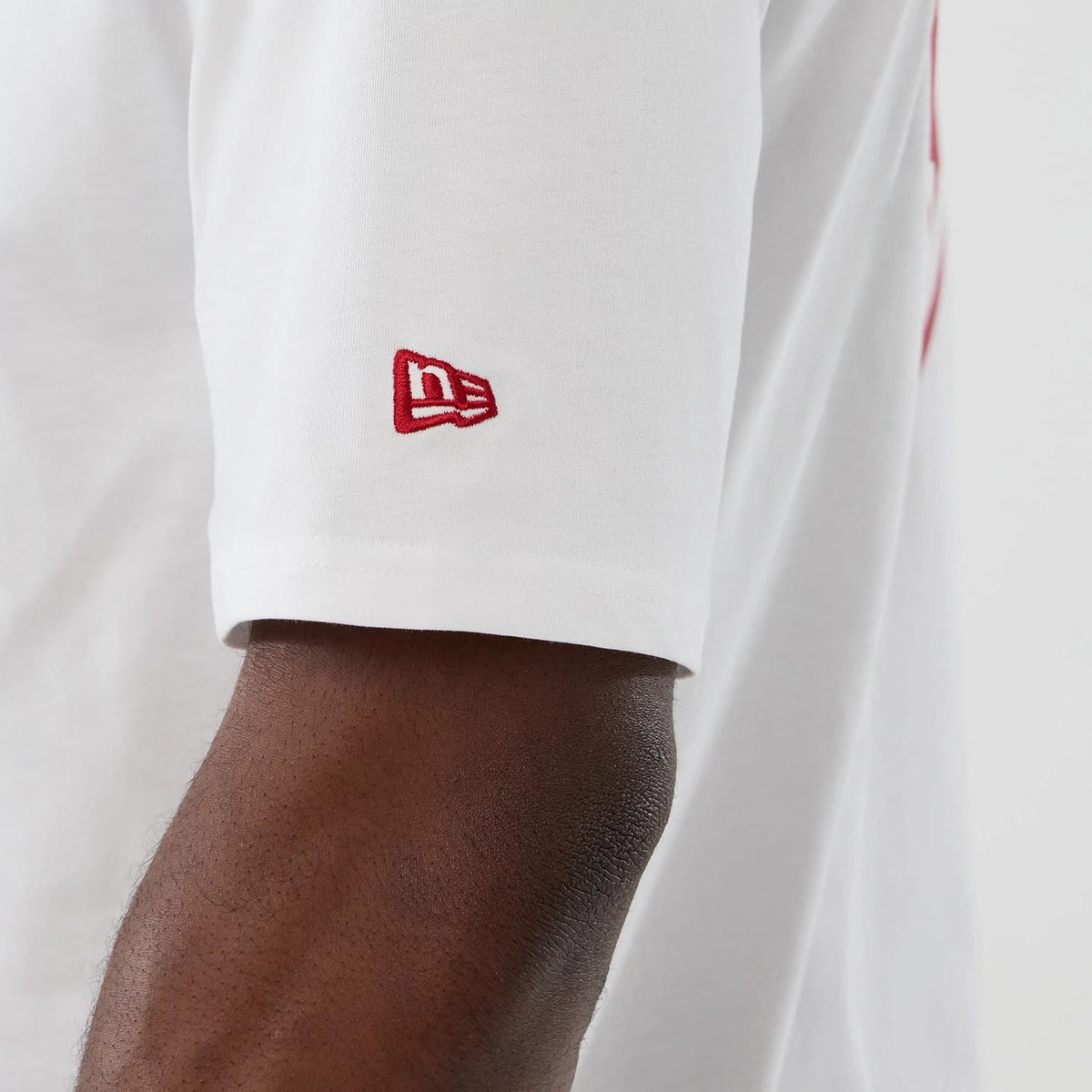 Atlanta Falcons NFL International Series Games 2025 White Oversized T-Shirt-kentox