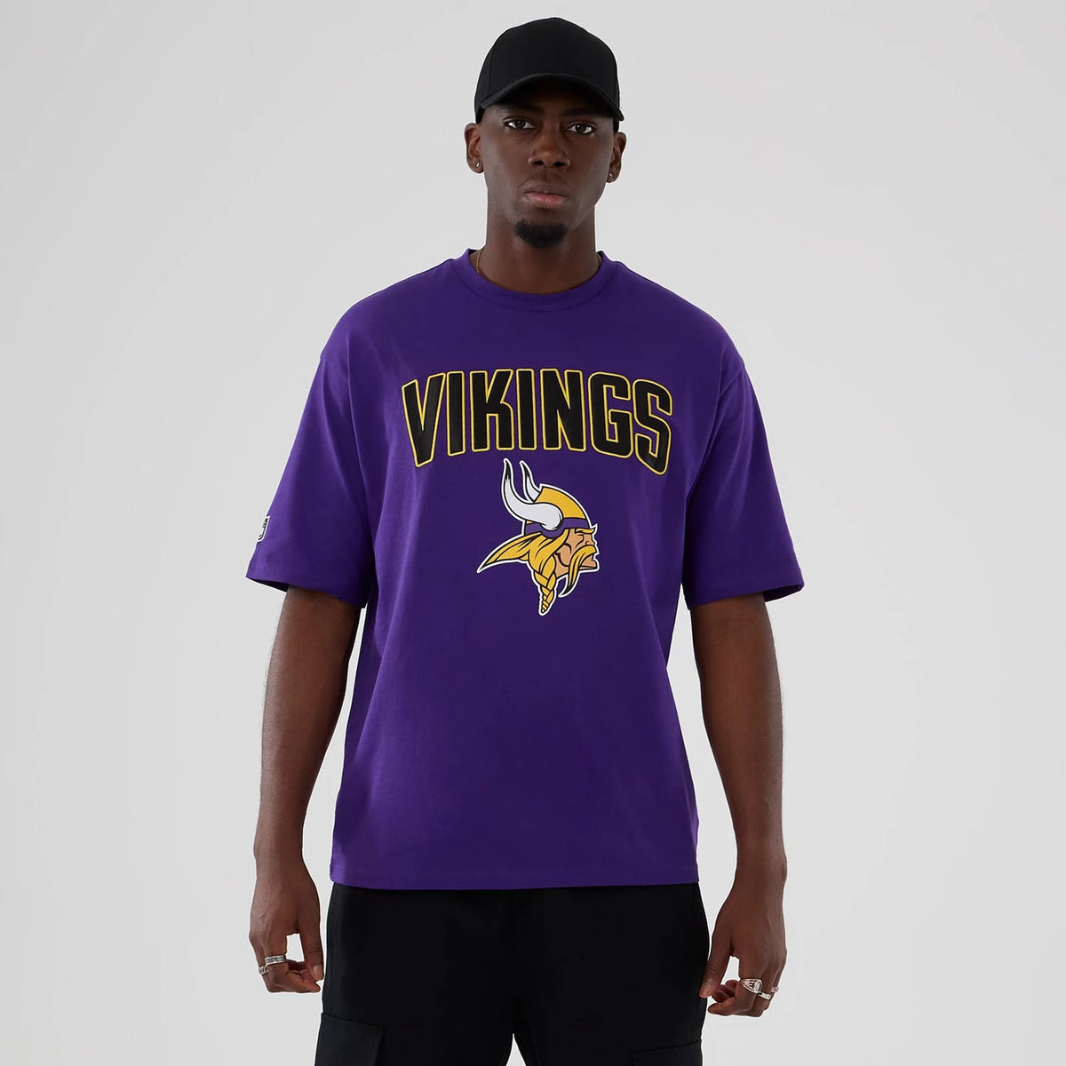 Minnesota Vikings NFL International Series Games 2025 Purple Premium T-Shirt-kentox