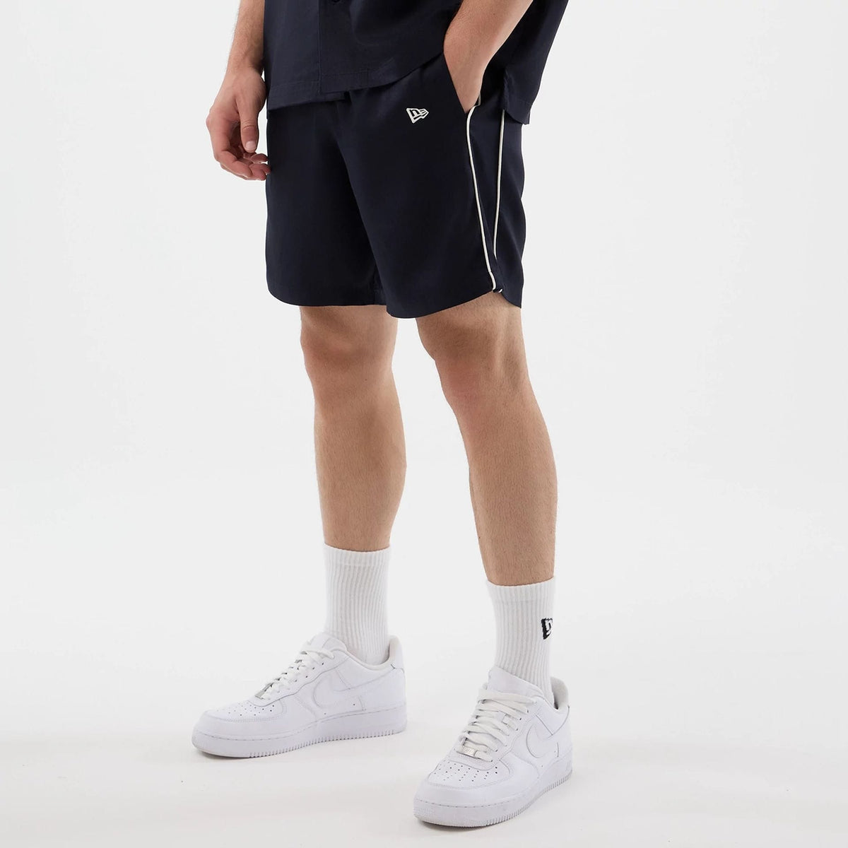 New Era Piping Navy Shorts-kentox