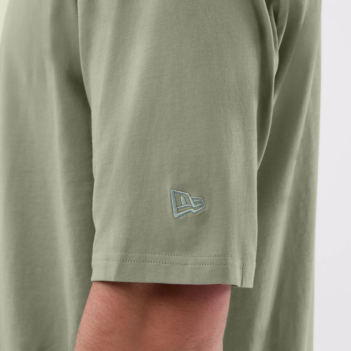 Chicago Bulls NBA League Essential Pastel Green Oversized T-Shirt-kentox