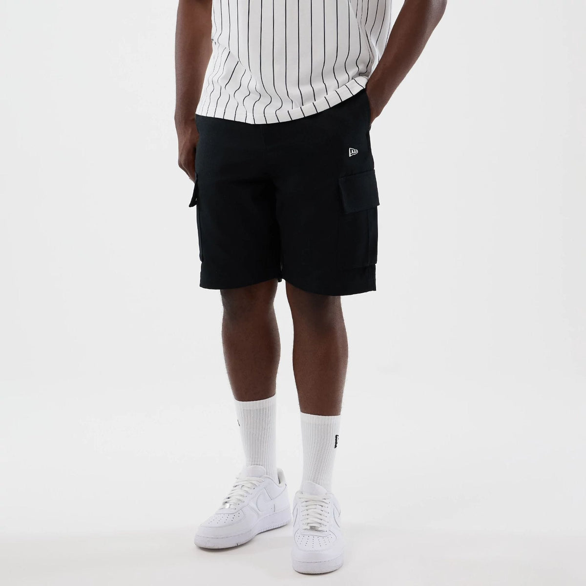 New Era Black Cargo Shorts-kentox