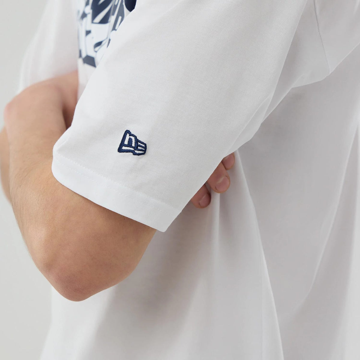 Memphis Grizzlies NBA Berlin Game 2026 White Oversized T-Shirt-kentox