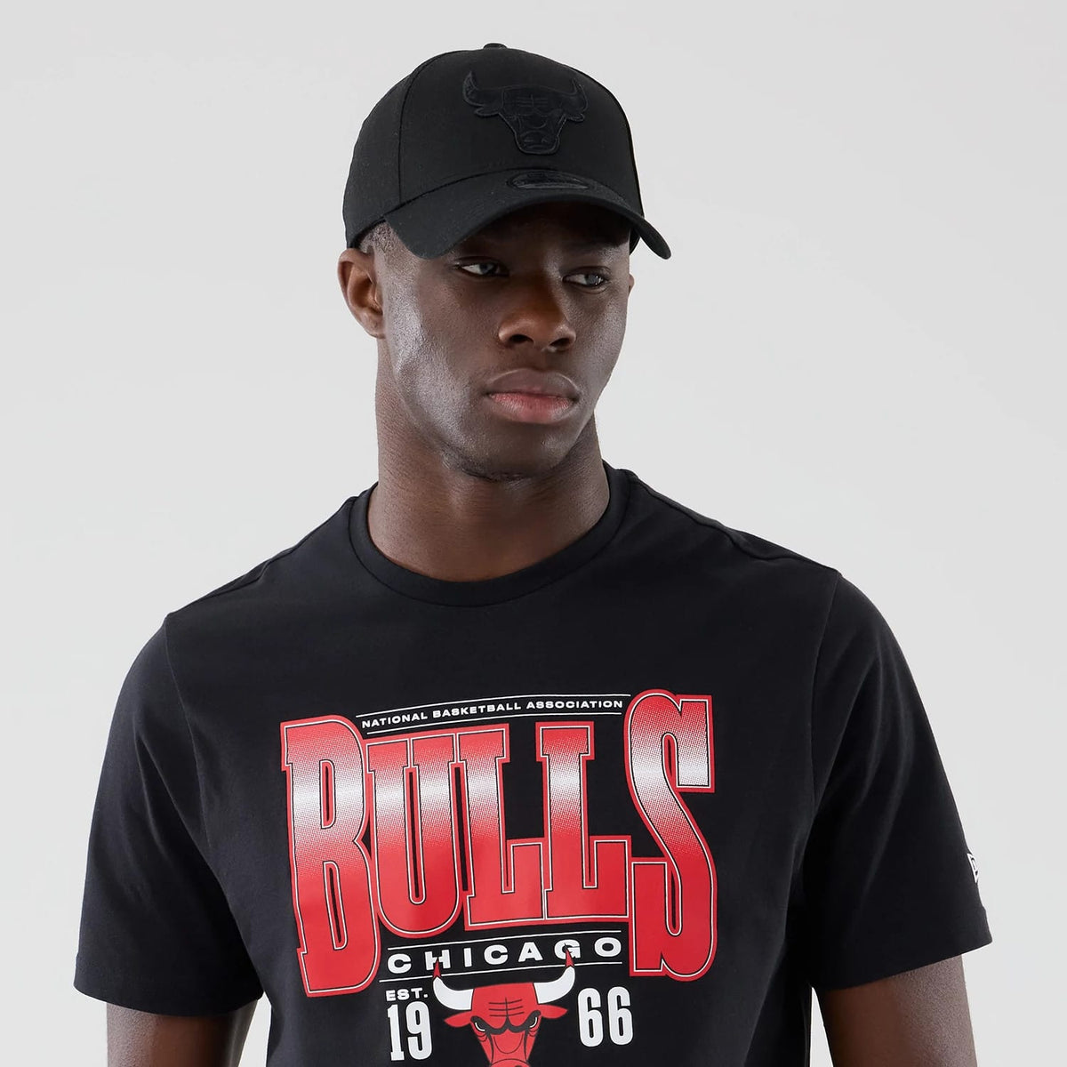 Chicago Bulls NBA Arch Graphic Black T-Shirt-kentox