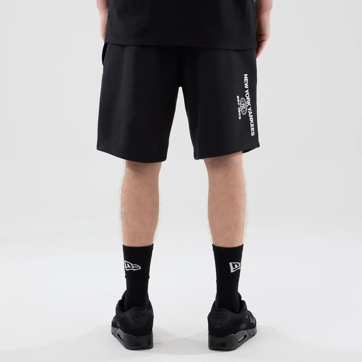 New York Yankees MLB Logo Graphic Black Oversized Shorts-kentox